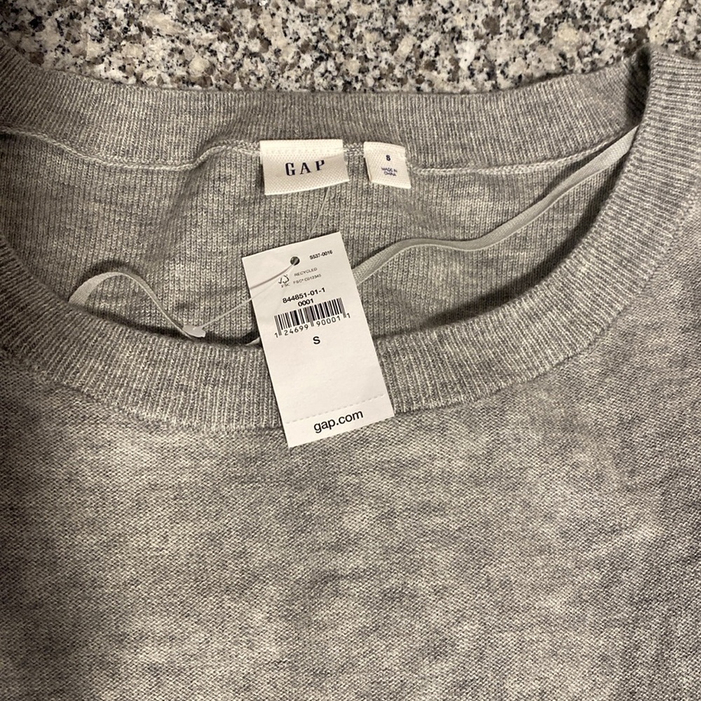 NEW - GAP Ruffle Sweater - Picture 4 of 6
